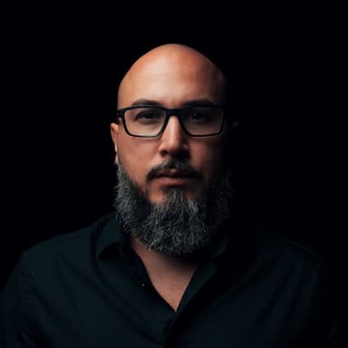 Johnathan Valencia - Head of Product